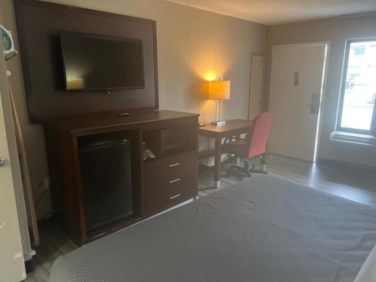 Econo Lodge Firenze Esterno foto