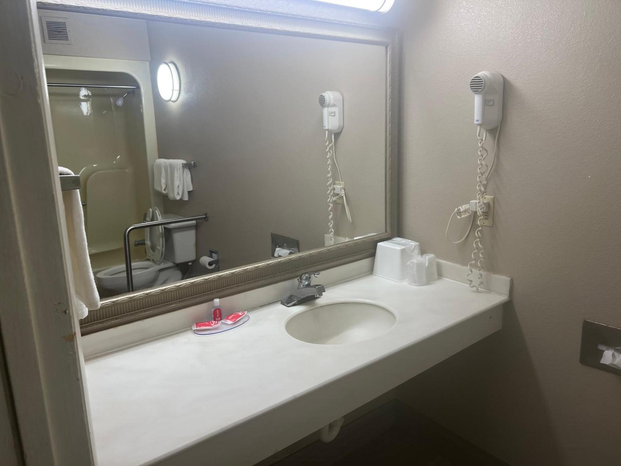 Econo Lodge Firenze Esterno foto